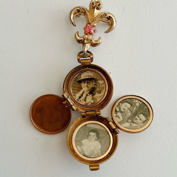 Coro photo locket brooch - Picture 4 of 7
